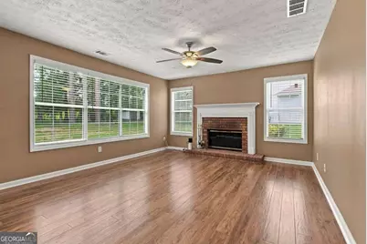 9878 Point View Drive, Jonesboro, GA 30238 - Photo 8