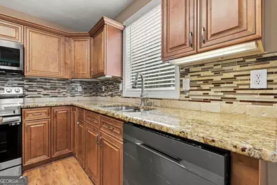 9878 Point View Drive, Jonesboro, GA 30238 - Photo 26