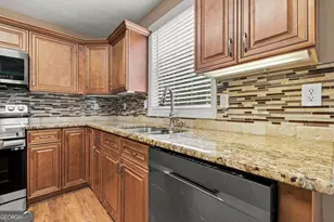 9878 Point View Dr, Jonesboro, GA 30238 - Photo 26
