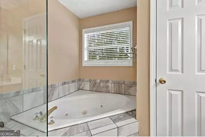 9878 Point View Drive, Jonesboro, GA 30238 - Photo 12