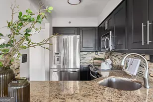 2870 Pharr Ct South NW, Atlanta, GA 30305 - Photo 12