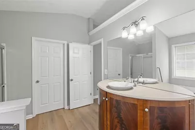 4680 Sterling Oaks Court, Lilburn, GA 30047 - Photo 24