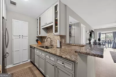 23314 Plantation Drive NE # 314, Atlanta, GA 30324 - Photo 12