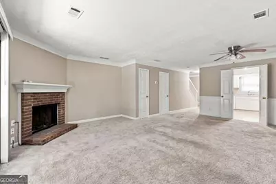 136 Sterling Court, Alpharetta, GA 30004 - Photo 8