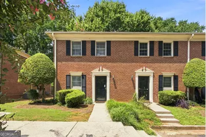136 Sterling Court, Alpharetta, GA 30004 - Photo 2