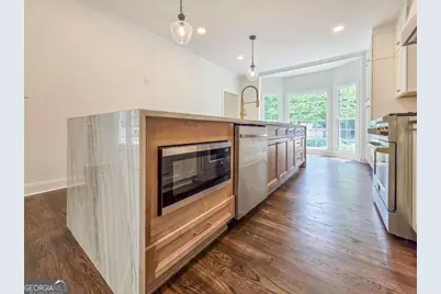 588 Lees Trace SW, Marietta, GA 30064 - Photo 8
