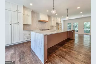 588 Lees Trace SW, Marietta, GA 30064 - Photo 4