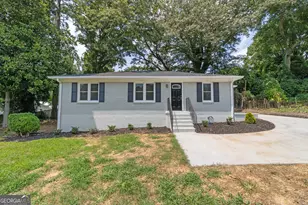 66 Troy St, Commerce, GA 30529 - Photo 2