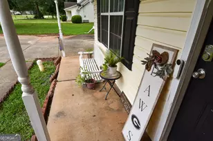 144 Pebble Creek Dr, Jackson, GA 30233 - Photo 6