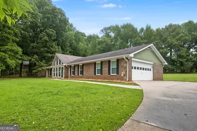 165 Hilo Road, Fayetteville, GA 30215 - Photo 1