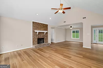 165 Hilo Road, Fayetteville, GA 30215 - Photo 2