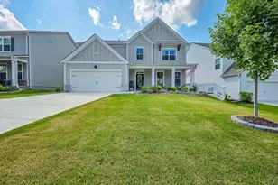 349 Garnet Dr, Acworth, GA 30101 - Photo 2