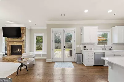 940 Lake Charles Drive, Roswell, GA 30075 - Photo 22