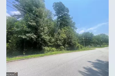 3064 Periwinkle Drive, Snellville, GA 30078 - Photo 2