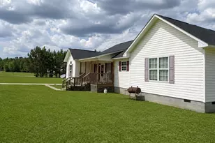 257 E Railroad St, Jeffersonville, GA 31044 - Photo 8