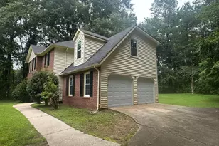 40 Lake Ct, Stockbridge, GA 30281 - Photo 2