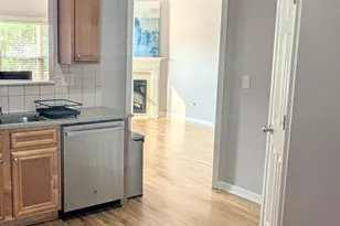 3150 Thorngate Ct, Snellville, GA 30078 - Photo 6