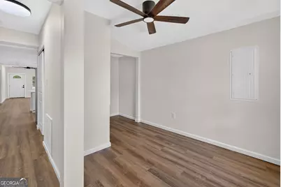 718 W 51st Street, Savannah, GA 31405 - Photo 6
