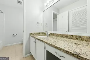23212 Plantation Dr NE, Atlanta, GA 30324 - Photo 12