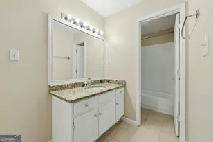 23212 Plantation Dr NE, Atlanta, GA 30324 - Photo 18