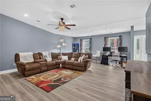 903B Poplar St, Guyton, GA 31312 - Photo 8