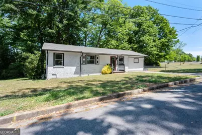 100 Pine Circle, Jonesboro, GA 30236 - Photo 2
