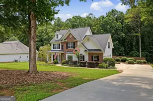 75 Sycamore Way, Sharpsburg, GA 30277 - Photo 2