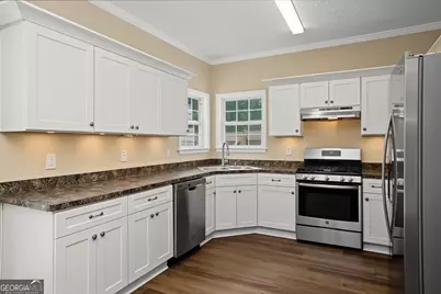 75 Sycamore Way, Sharpsburg, GA 30277 - Photo 16
