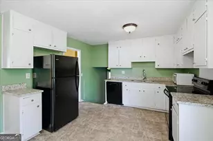 941 Cochise Trail SE, Conyers, GA 30094 - Photo 10