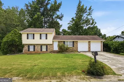 941 Cochise Trail SE, Conyers, GA 30094 - Photo 2