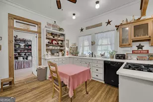 104 Veazey St, Union Point, GA 30669 - Photo 10