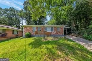 118 Victor Cir NW, Atlanta, GA 30314 - Photo 1
