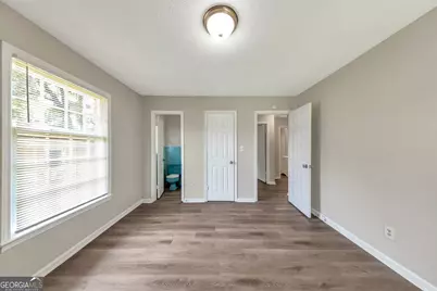118 Victor Circle NW, Atlanta, GA 30314 - Photo 12