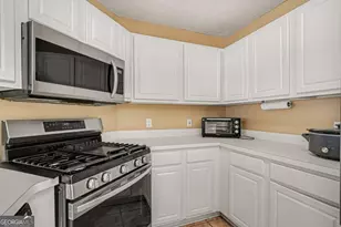 1712 Graystone Dr, Hampton, GA 30228 - Photo 12