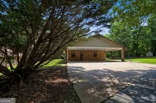 241 Busbin Rd, Fayetteville, GA 30215 - Photo 32