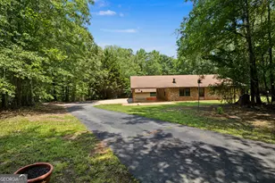 241 Busbin Rd, Fayetteville, GA 30215 - Photo 2