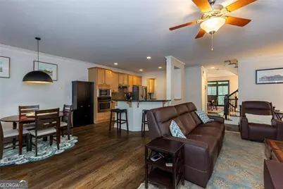 5561 Julian Place, Atlanta, GA 30342 - Photo 12