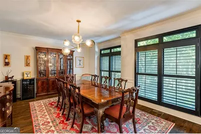 5561 Julian Place, Atlanta, GA 30342 - Photo 6