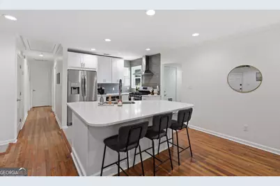 209 E 65th Street, Savannah, GA 31405 - Photo 10