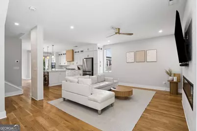 1008 Herndon Street NW, Atlanta, GA 30318 - Photo 2