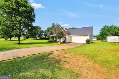 1130 Larkspur Drive, Locust Grove, GA 30248 - Photo 38