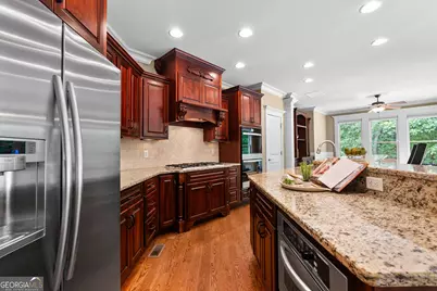 120 Crystal Court, Tyrone, GA 30290 - Photo 18