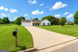 323 Cattlemans Cir, McDonough, GA 30252 - Photo 2