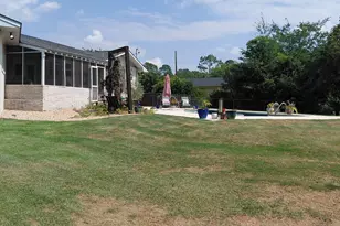 460 S College St, Metter, GA 30439 - Photo 16