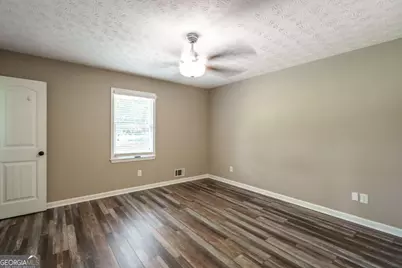 5240 Emmett Still Road, Loganville, GA 30052 - Photo 14