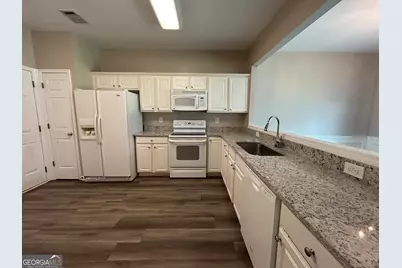 226 Regent Square, Woodstock, GA 30188 - Photo 4