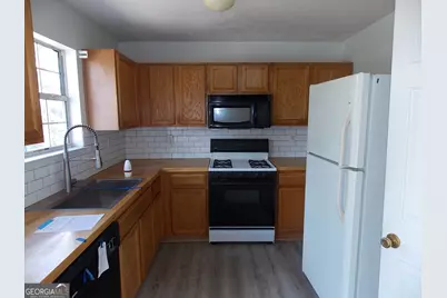 2338 Rambling Way, Lithonia, GA 30058 - Photo 6