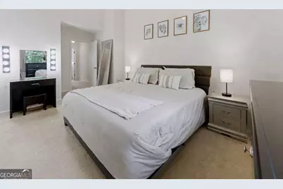 1524 Liberty Parkway NW, Atlanta, GA 30318 - Photo 12