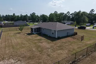 296 Turpentine Cir, Jesup, GA 31545 - Photo 4