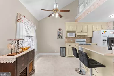 200 Autumn Trace Court, Macon, GA 31210 - Photo 10